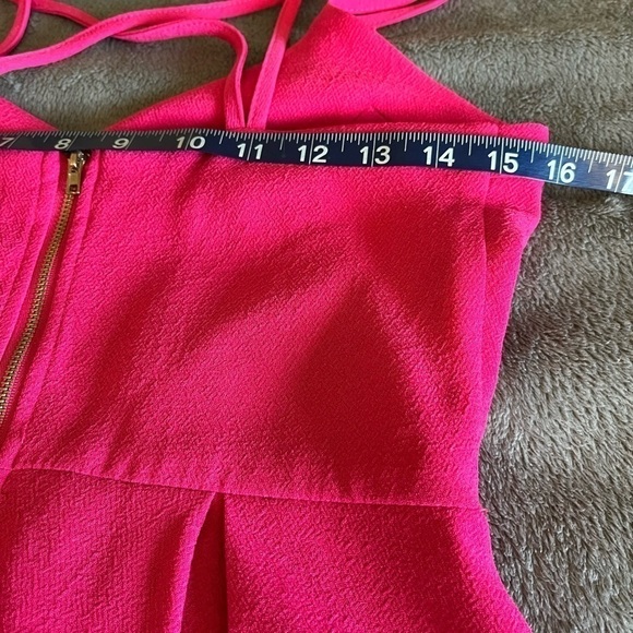 Lulu’s Strappy Fit & Flair Lined Pleated Zip Back Dress Size Small Pink/Fuschia - Picture 7 of 7
